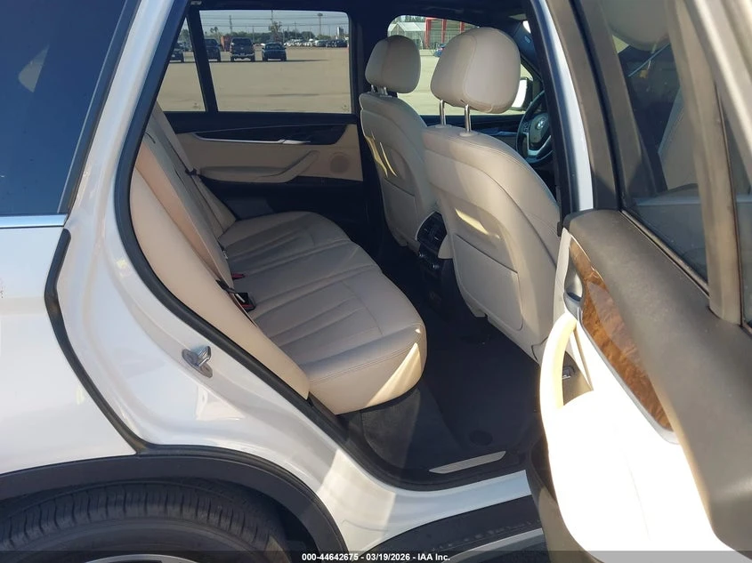 BMW X5 3.0l Sdrive35I, снимка 8 - Автомобили и джипове - 54097935