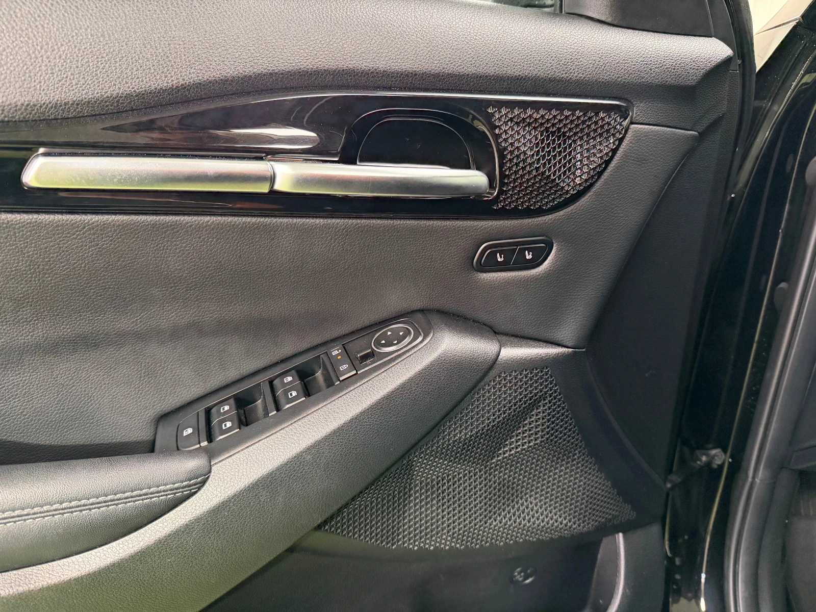 Kia Seltos EX IVT AWD 2025, снимка 12 - Автомобили и джипове - 54149329