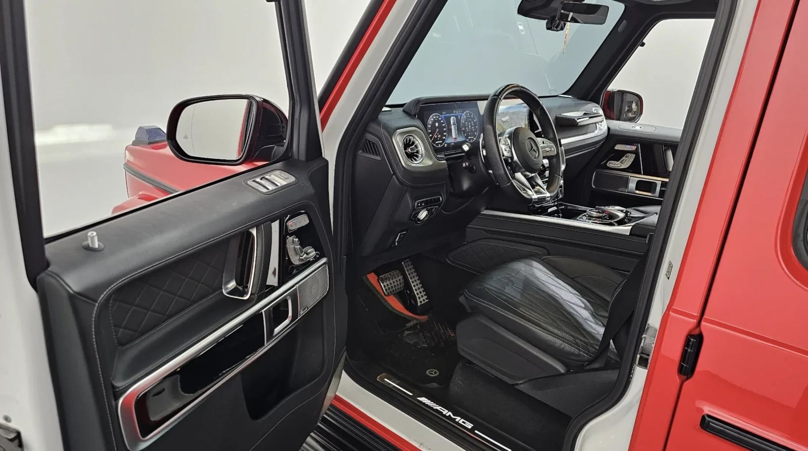Mercedes-Benz G 63 AMG 360 BURMESTER/CARBON/360 КАМЕРИ/ FULL!, снимка 9 - Автомобили и джипове - 54344592