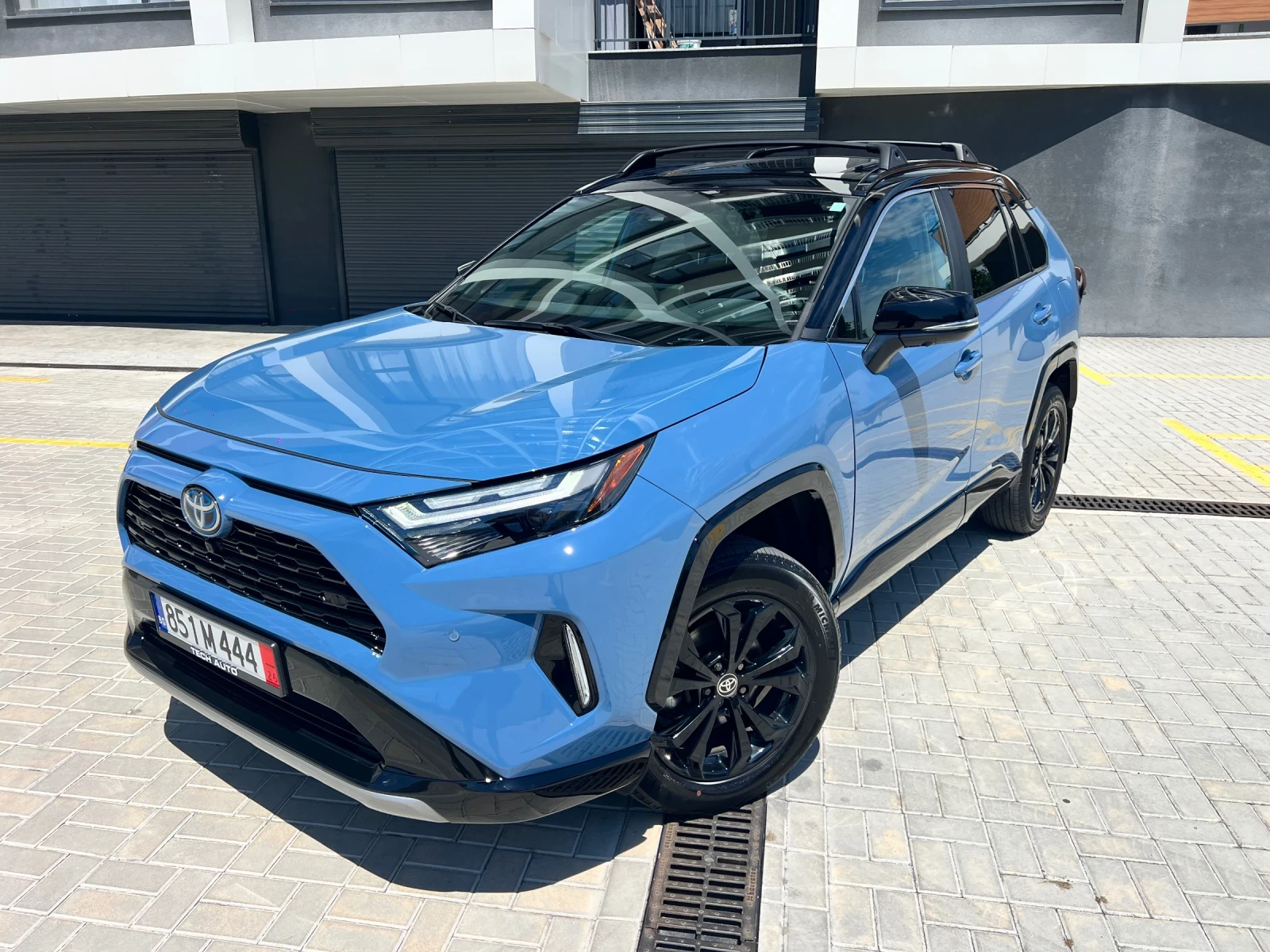 Toyota Rav4 2.5* Хибрид 4x4* 360 КАМ* ФУЛЛ ЕКСТРИ