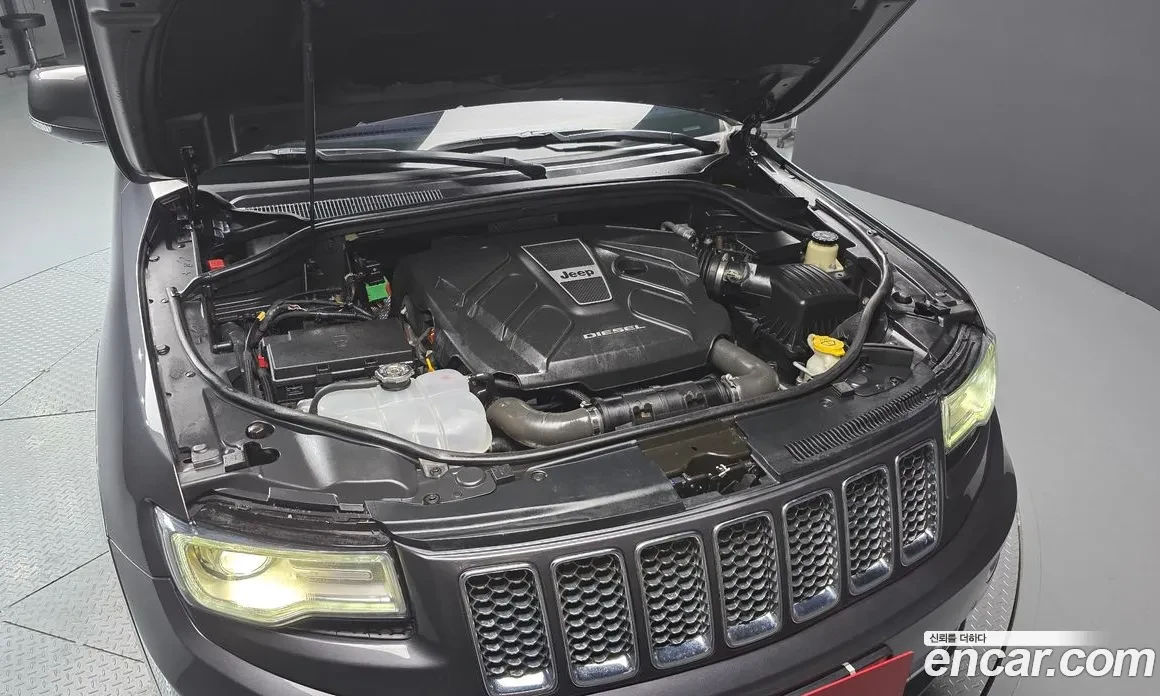 Jeep Grand cherokee SUMMIT| DISTRONIC| ПАНО| 8ZF| HARMAN/KARDON, снимка 14 - Автомобили и джипове - 55220669