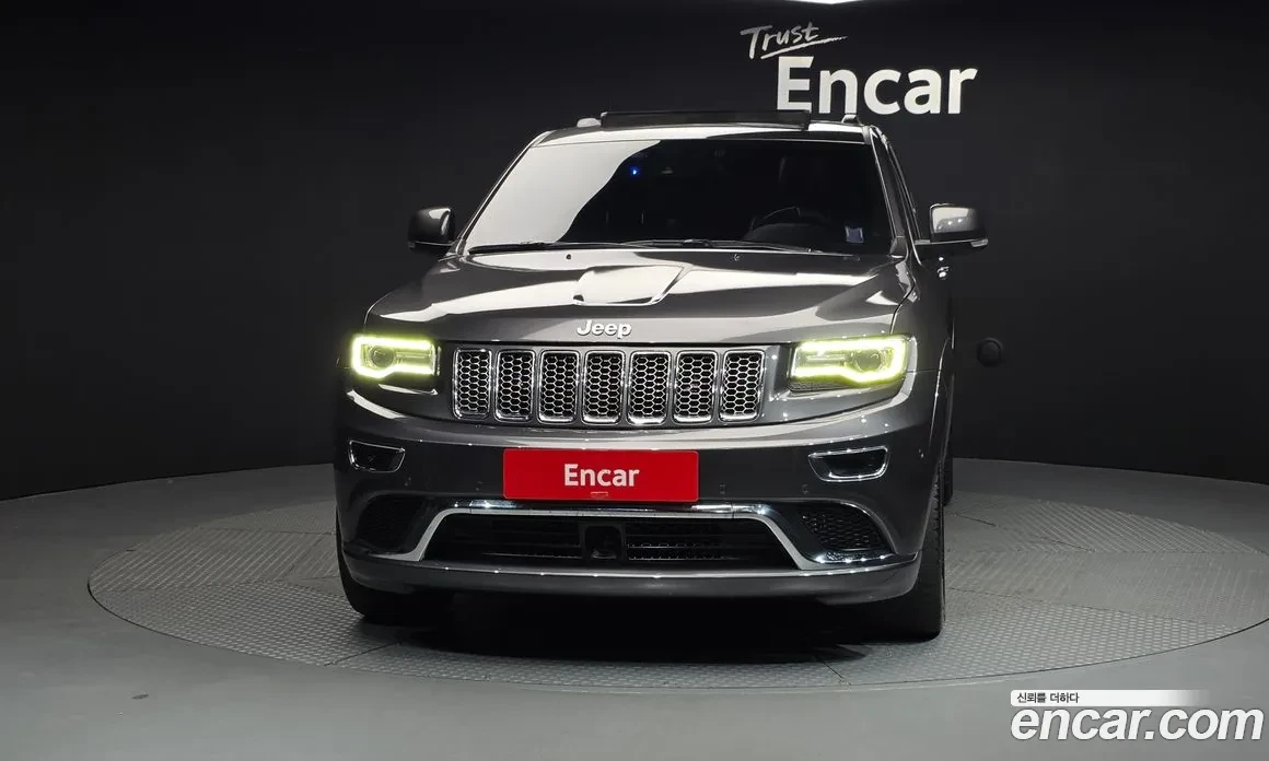 Jeep Grand cherokee SUMMIT| DISTRONIC| ПАНО| 8ZF| HARMAN/KARDON, снимка 3 - Автомобили и джипове - 55220669