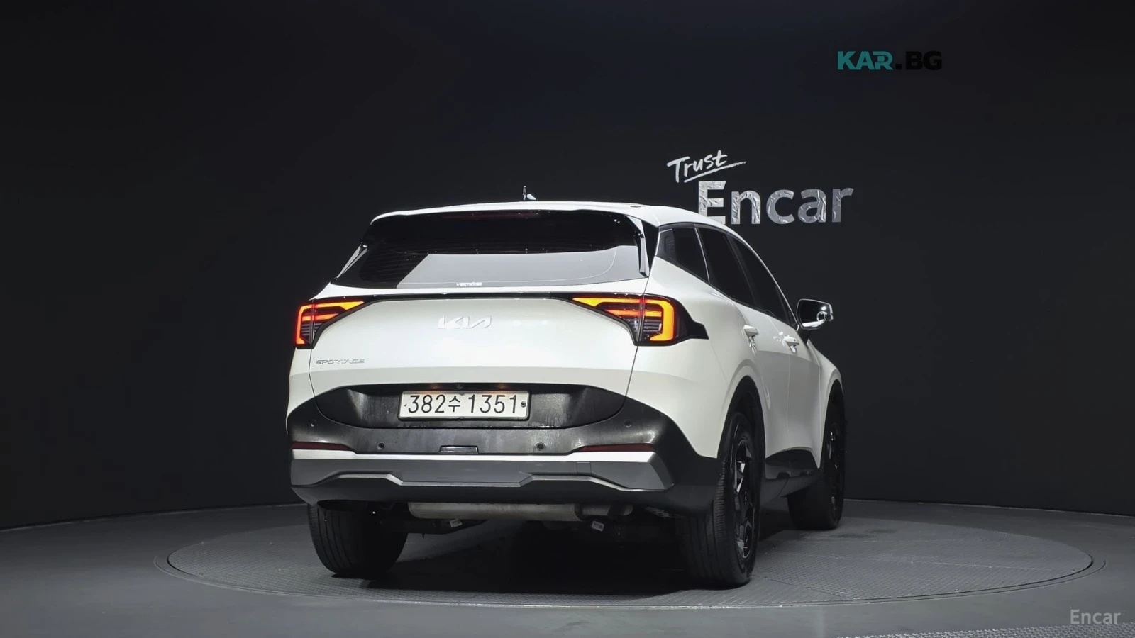 Kia Sportage PRESTIGE* 2.0* LPG* ПОДГРЕВ* ОБДУХ* ДИСТРОНИК* КАМ, снимка 4 - Автомобили и джипове - 56081413
