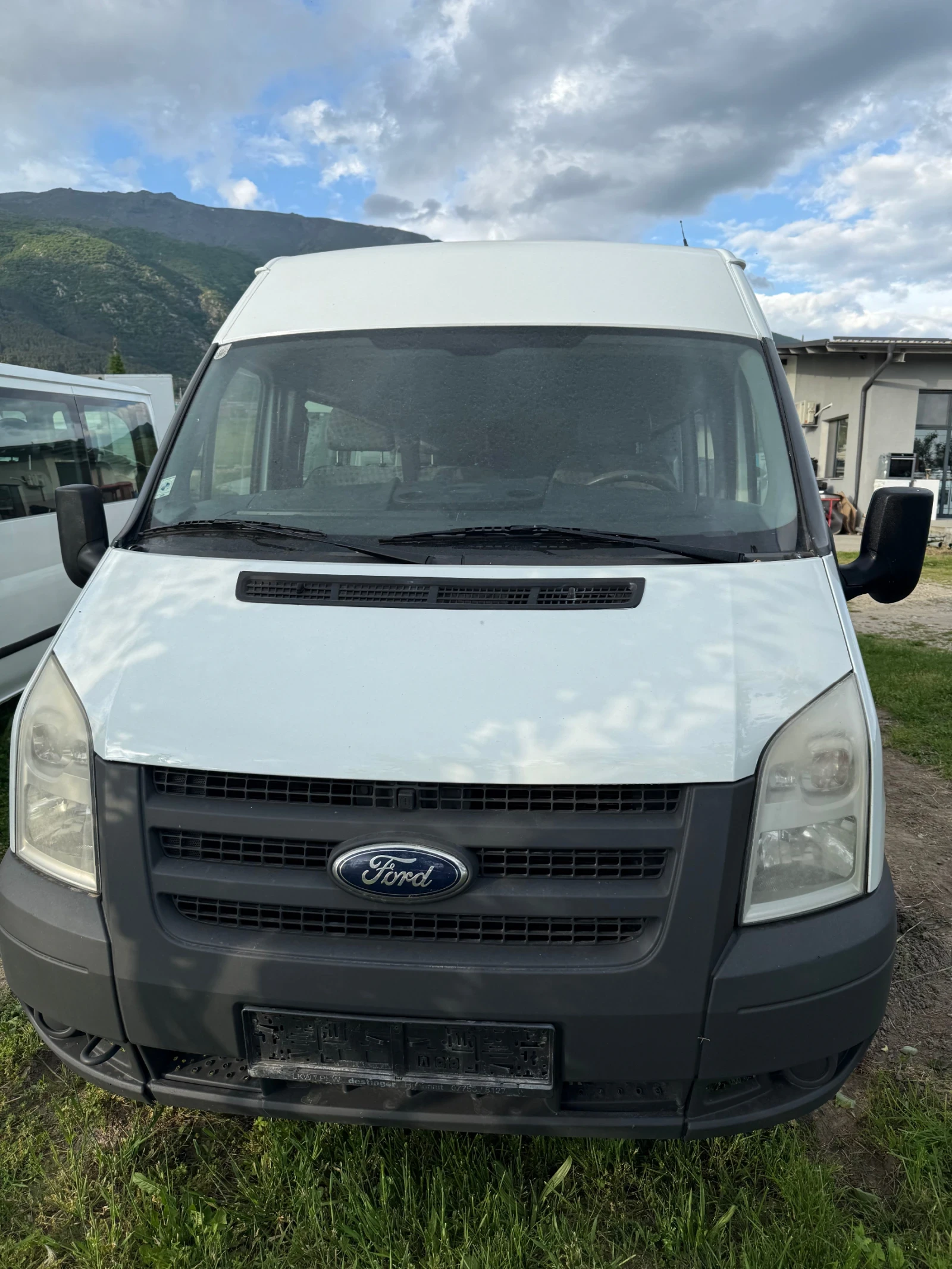 Ford Transit Товаропътнически - изображение 3