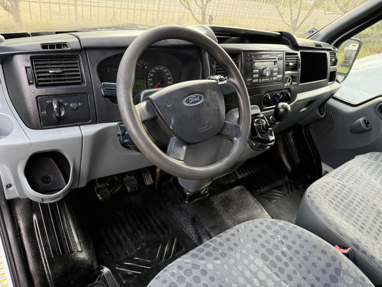 Ford Transit Товаропътнически - изображение 8