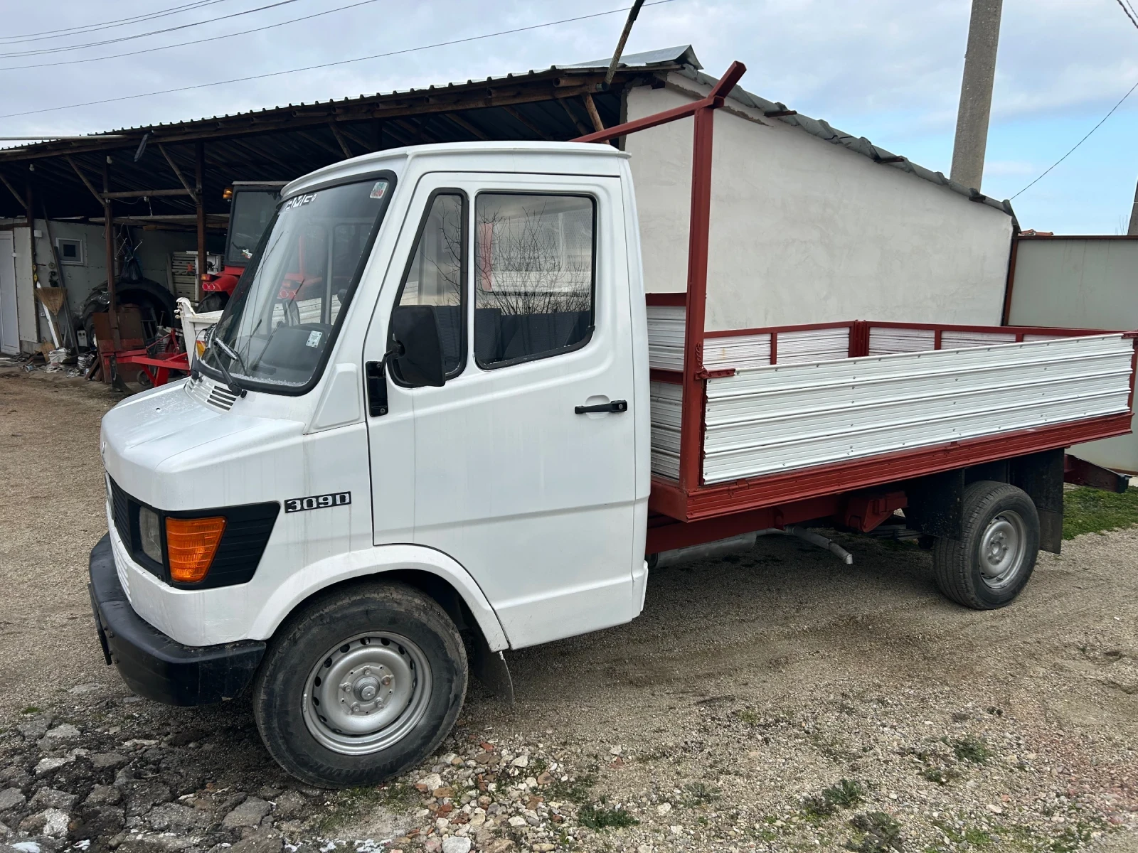 Mercedes-Benz 309 309D - изображение 2