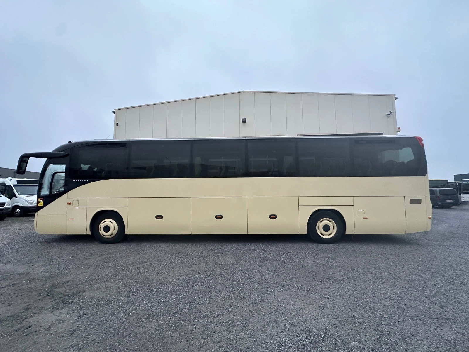 Iveco Uni Magelys Pro 12.80 m TOP - изображение 6