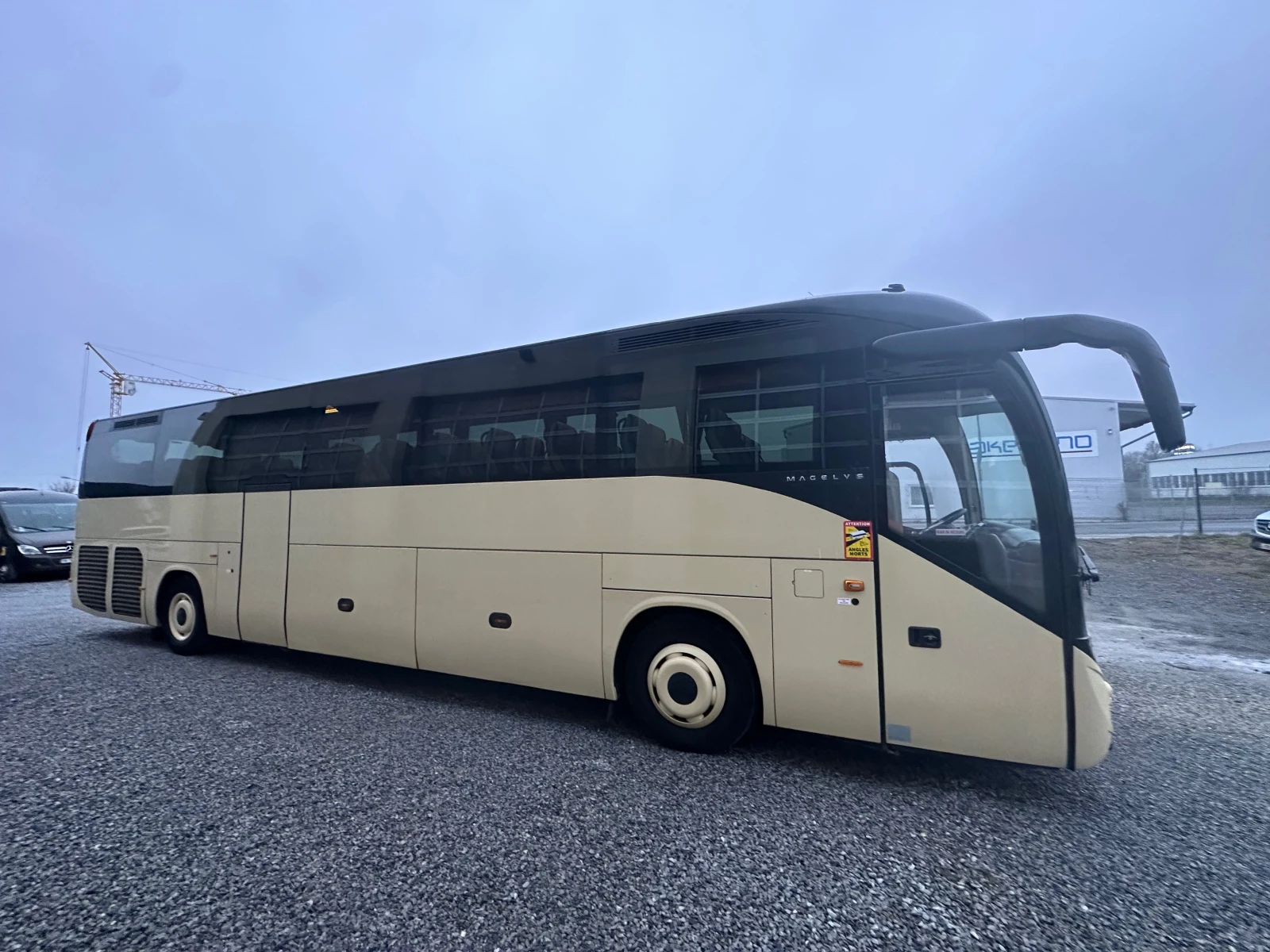 Iveco Uni Magelys Pro 12.80 m TOP - изображение 7