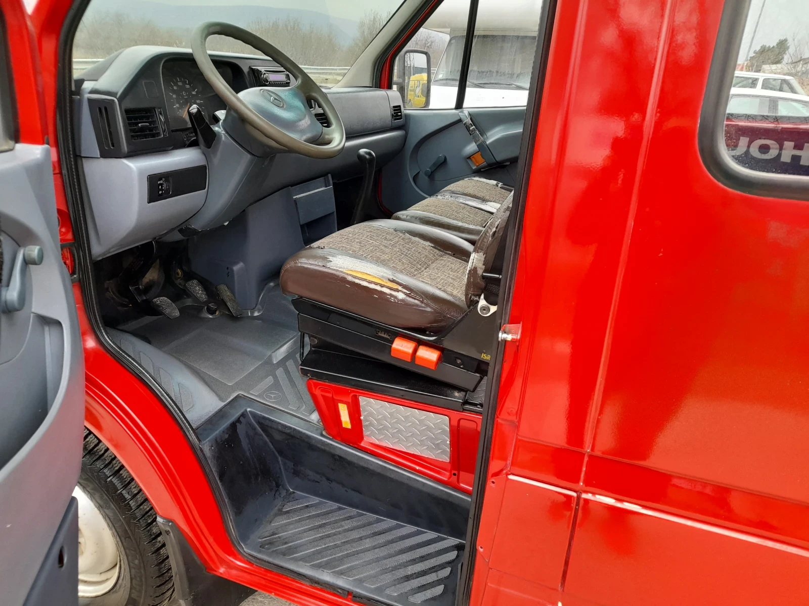 Mercedes-Benz 310, снимка 9 - Бусове и автобуси - 53943959