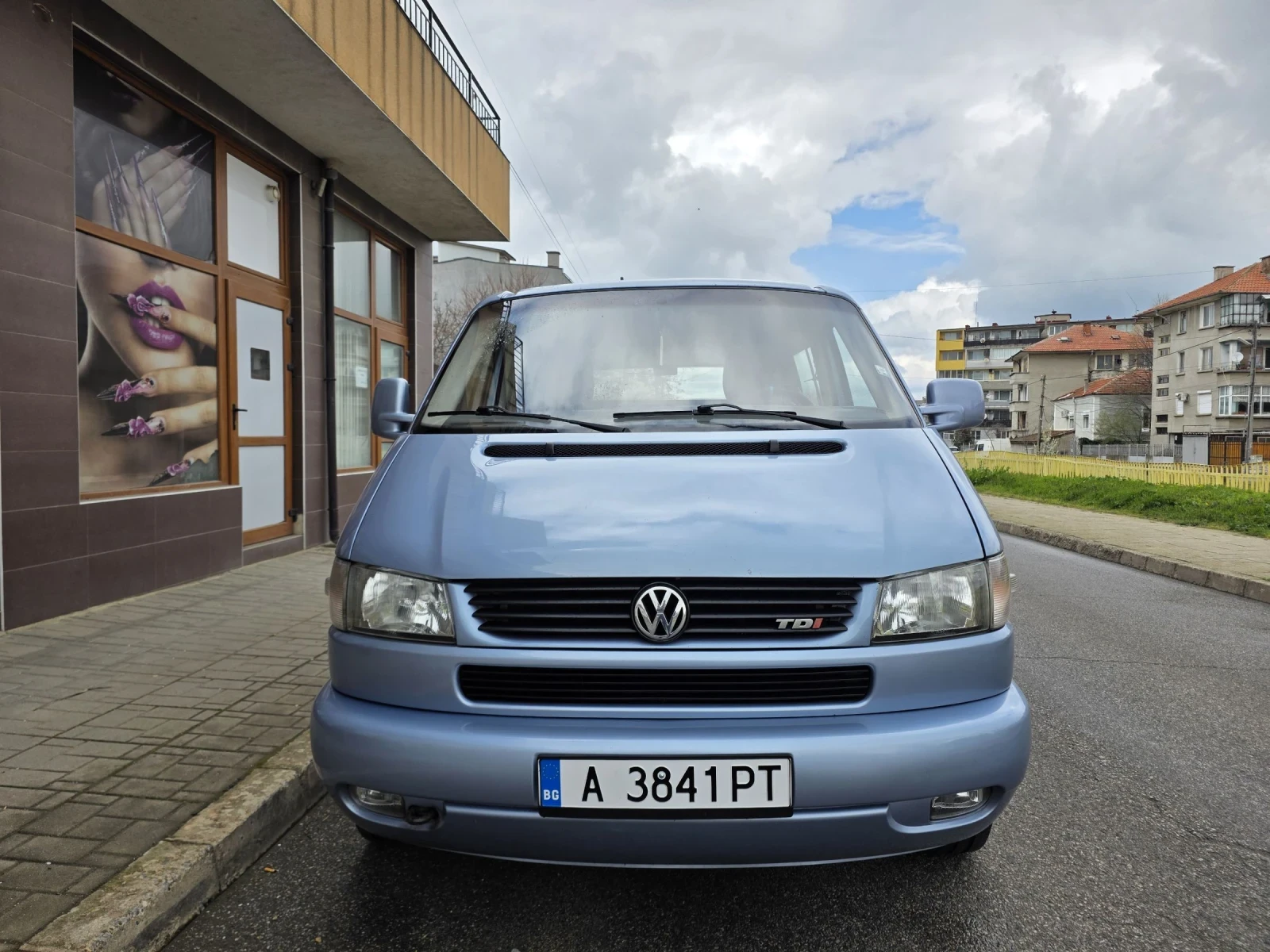 VW Caravelle 2, 5TDI.151.PS.KLIMA.KOJA.AVTO.PILOT, снимка 2 - Бусове и автобуси - 54159181