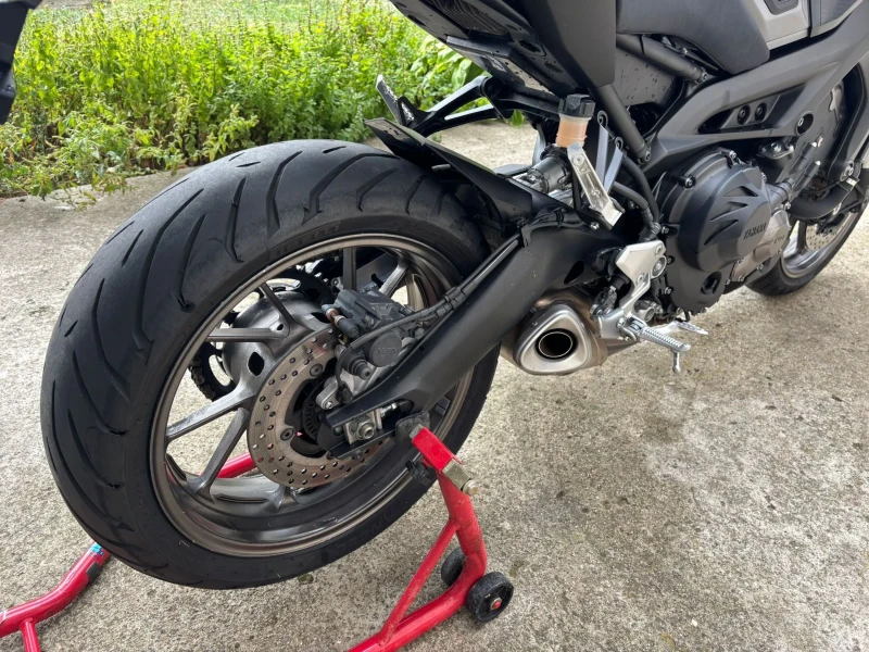 Yamaha Mt-09 900ie, ABS, TCS!, снимка 9 - Мотоциклети и мототехника - 49773210