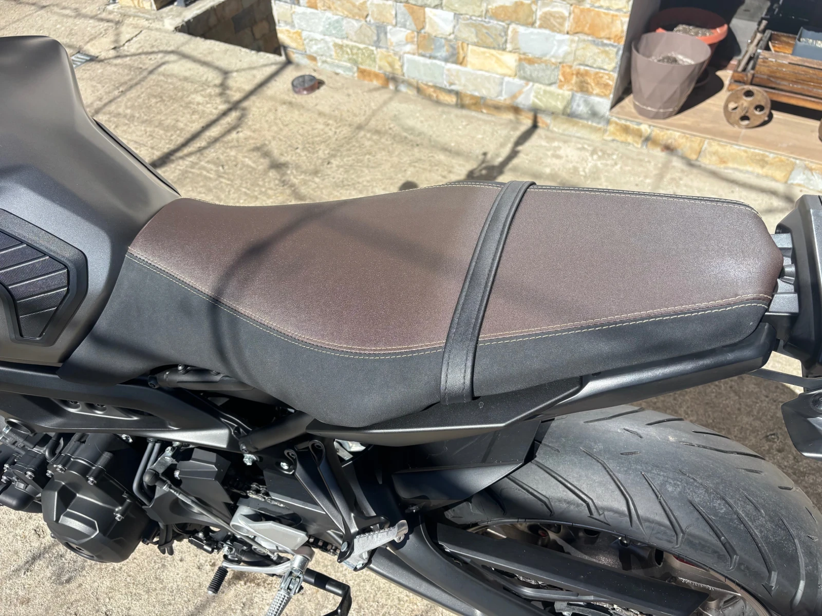 Yamaha Mt-09 900ie, ABS, TCS!, снимка 14 - Мотоциклети и мототехника - 49773210