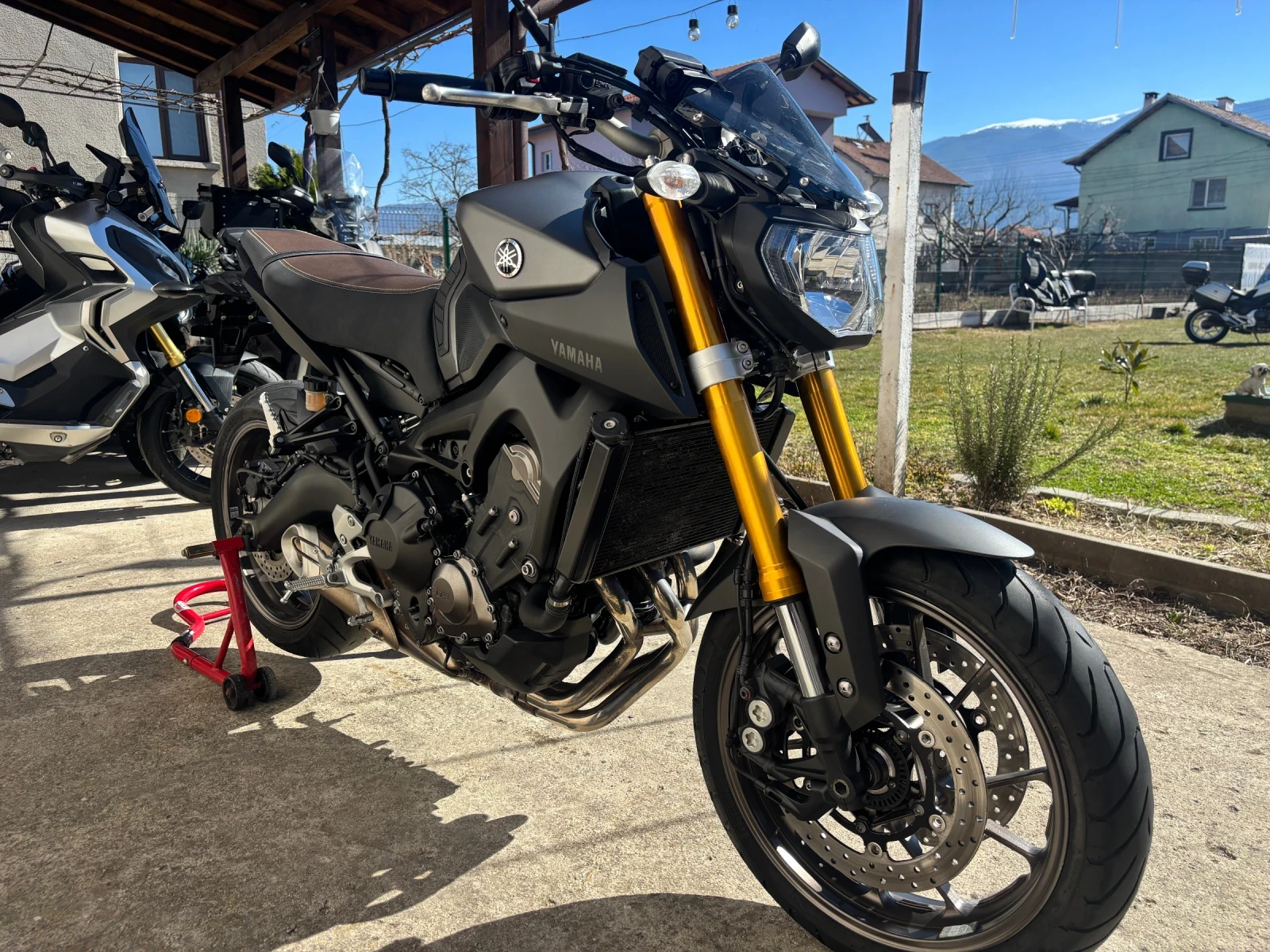 Yamaha Mt-09 900ie, ABS, TCS!, снимка 7 - Мотоциклети и мототехника - 49773210