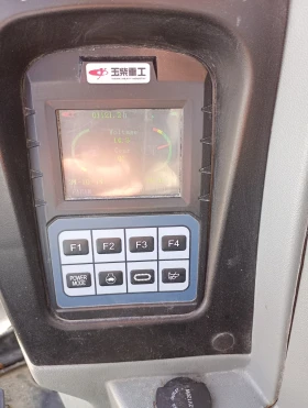 Багер Друга марка Багер Cimex Minixx M65 6200кг, снимка 11