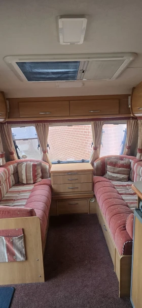 Каравана Swift, снимка 4