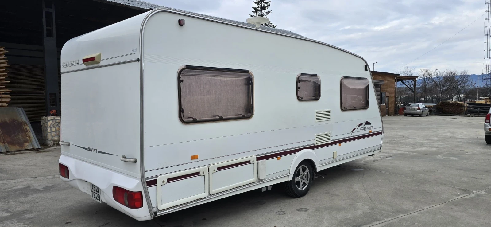 �������� Swift | Mobile.bg � ����������� 13