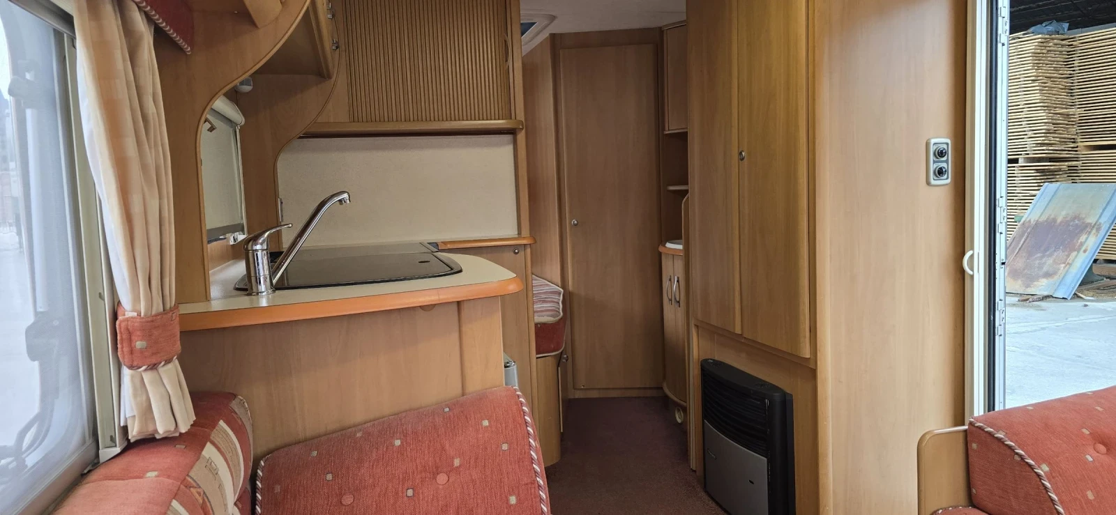 �������� Swift | Mobile.bg � ����������� 11