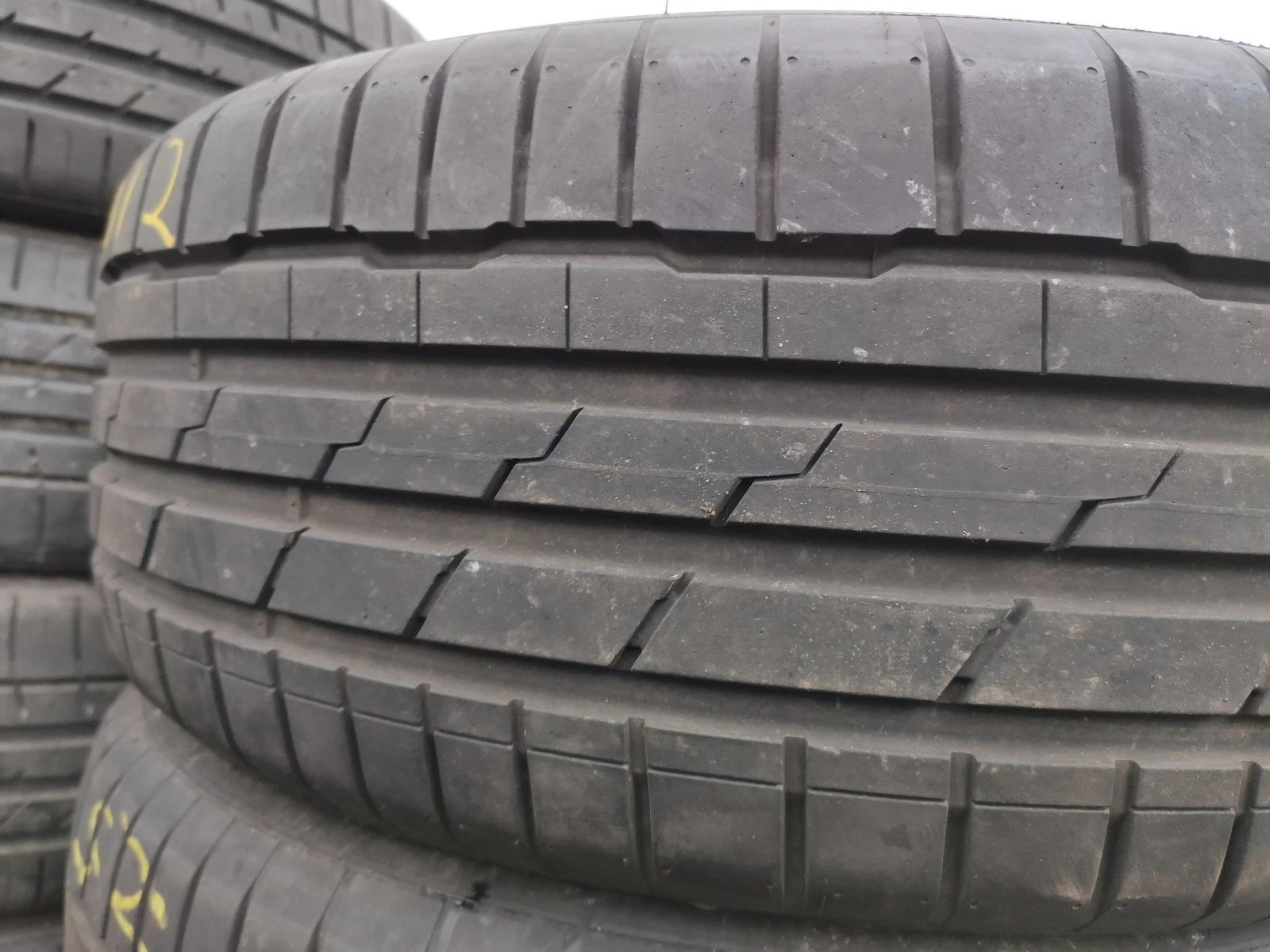 Гуми Летни 225/55R17, снимка 3 - Гуми и джанти - 53981428