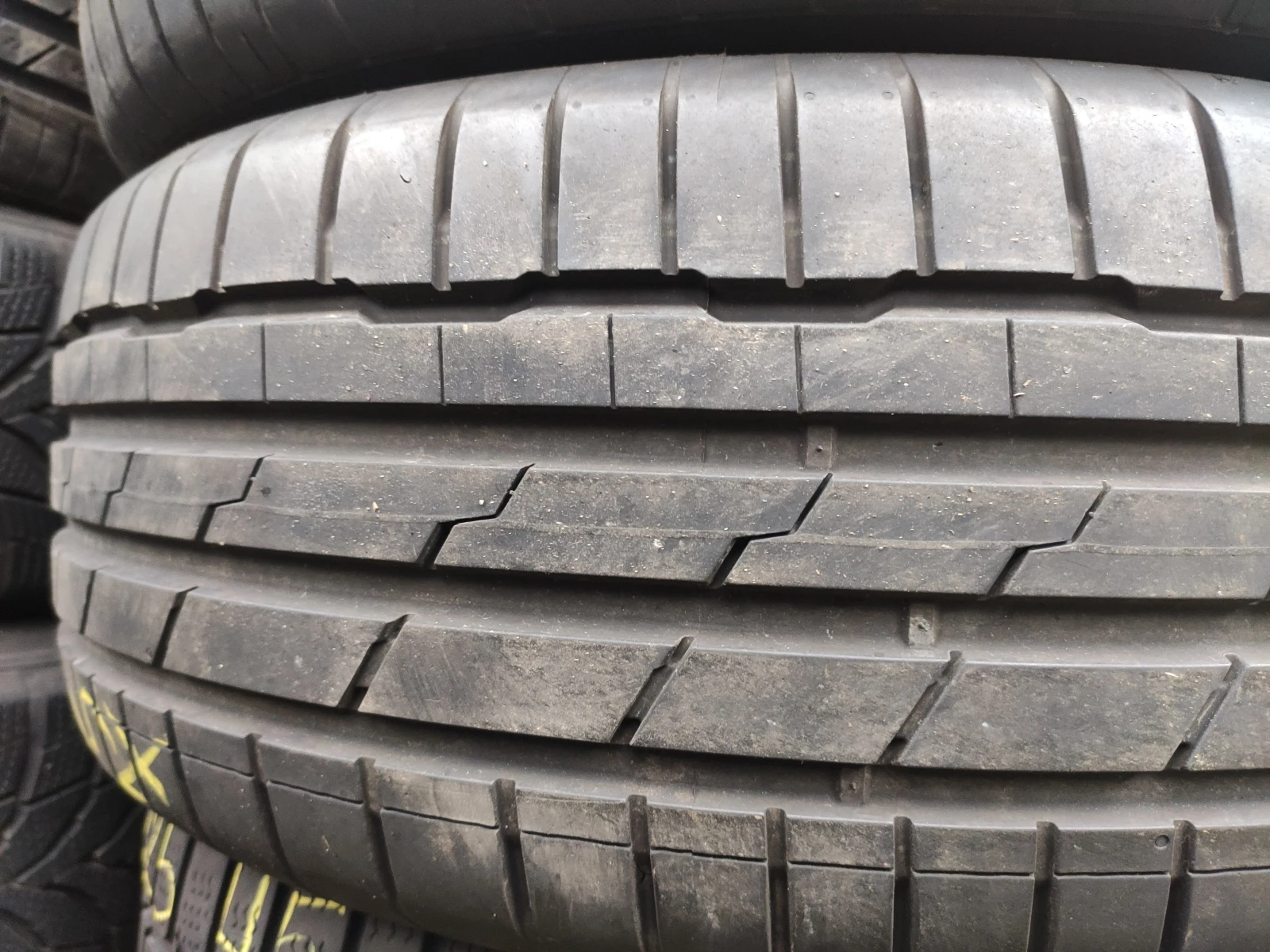 Гуми Летни 225/55R17, снимка 6 - Гуми и джанти - 53981428