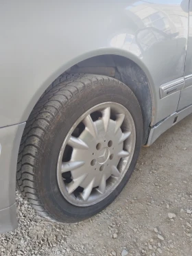 Mercedes-Benz E 320 | Mobile.bg    15
