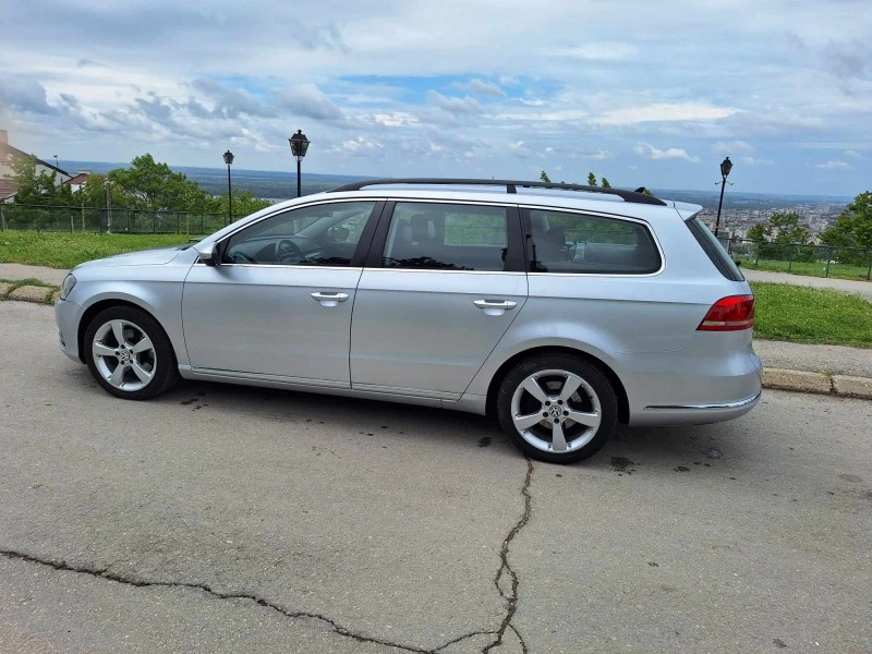 VW Passat, снимка 2 - Автомобили и джипове - 47713304