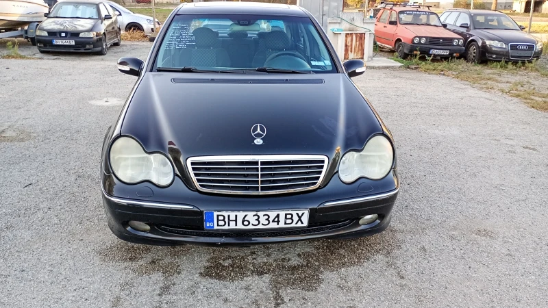 Mercedes-Benz C 220 Седан , снимка 2 - Автомобили и джипове - 47869834