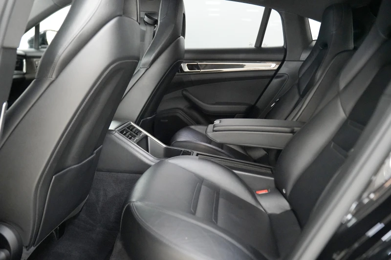 Porsche Panamera 4S, снимка 11 - Автомобили и джипове - 50693748