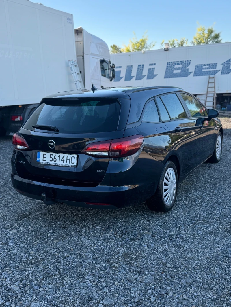 Opel Astra 1.6 CDTI, снимка 3 - Автомобили и джипове - 51570875