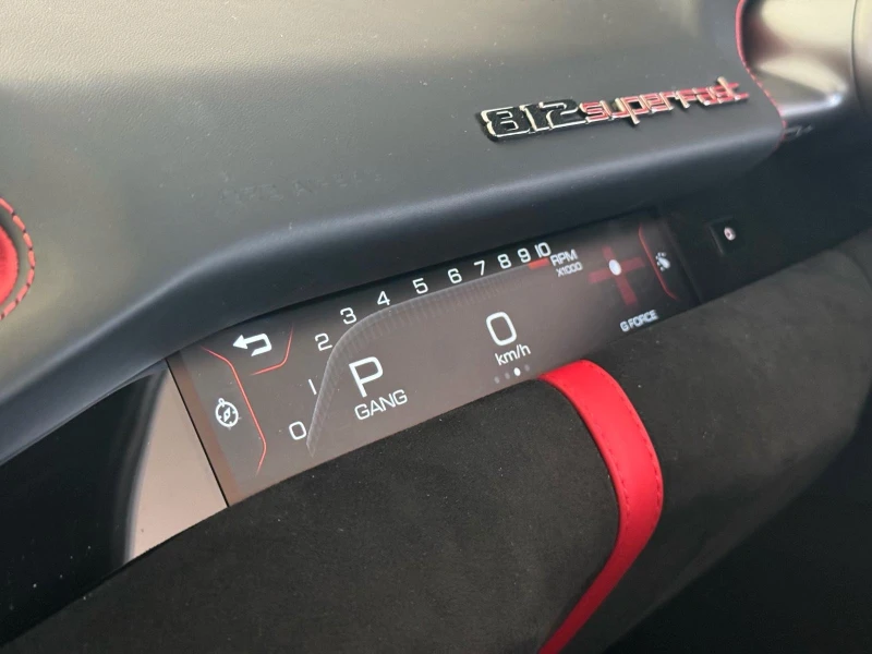 Ferrari 812 Superfast /LIFT/CARBON/CAMERA/CERAMIC/JBL/, снимка 17 - Автомобили и джипове - 52235722