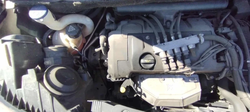 Citroen C3 Picasso, снимка 6 - Автомобили и джипове - 52443323