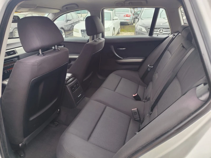 BMW 320 2.0 дизел 163 кс Италия, снимка 14 - Автомобили и джипове - 52648787