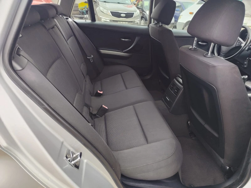 BMW 320 2.0 дизел 163 кс Италия, снимка 13 - Автомобили и джипове - 52648787