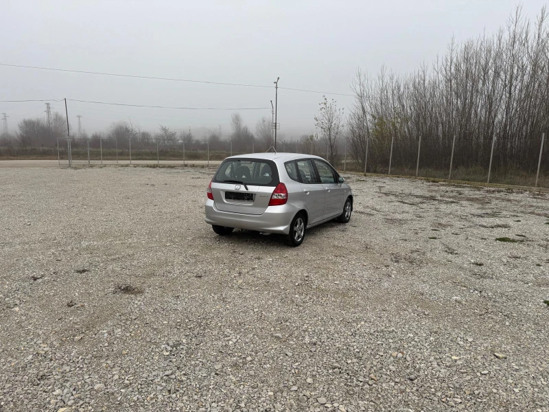 Honda Jazz 1.3 i, снимка 3 - Автомобили и джипове - 52937761