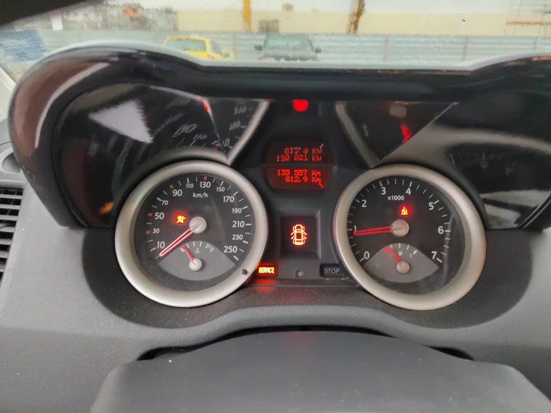 Renault Megane 1.4, снимка 7 - Автомобили и джипове - 53477330