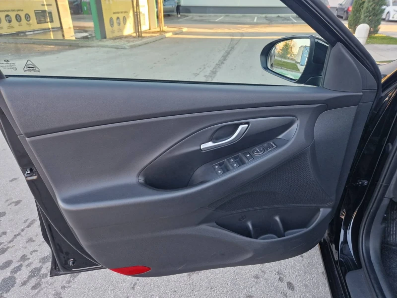 Hyundai I30 Хибрид, Бензин, АВТОМАТИК , снимка 14 - Автомобили и джипове - 53598844