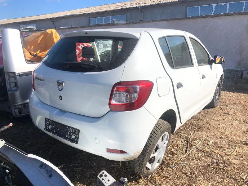 Dacia Sandero 1.2i, снимка 3 - Автомобили и джипове - 11396237