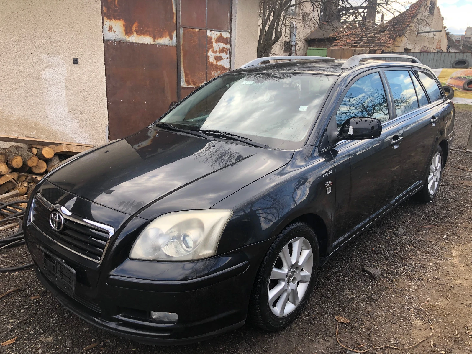 Toyota Avensis 2.0 D-4D 116к.с НА ЧАСТИ, снимка 1