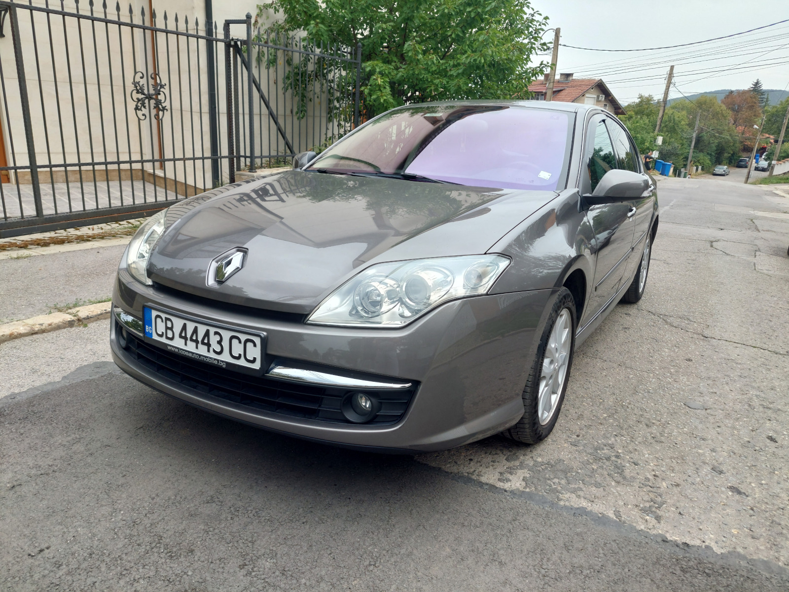 Renault Laguna 2.0i  - изображение 1