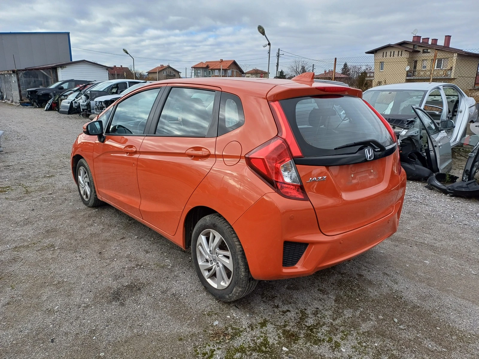 Honda Jazz 1.3i на части - изображение 3