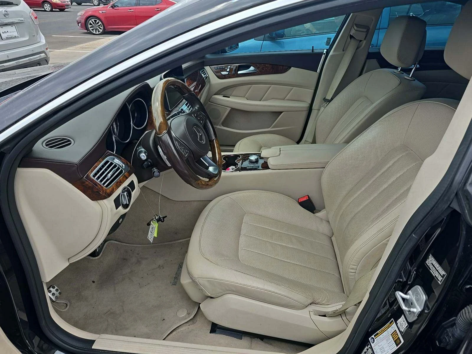 Mercedes-Benz CLS 550  - изображение 6