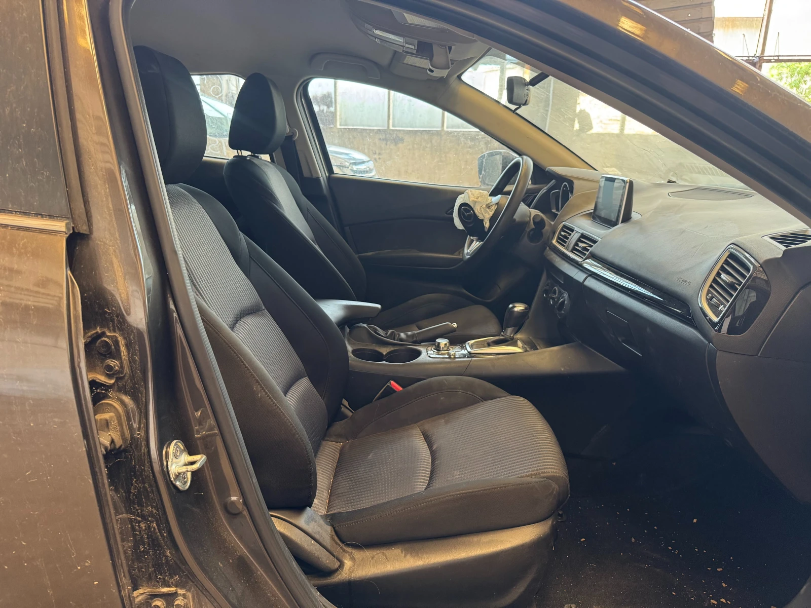 Mazda 3  - изображение 8
