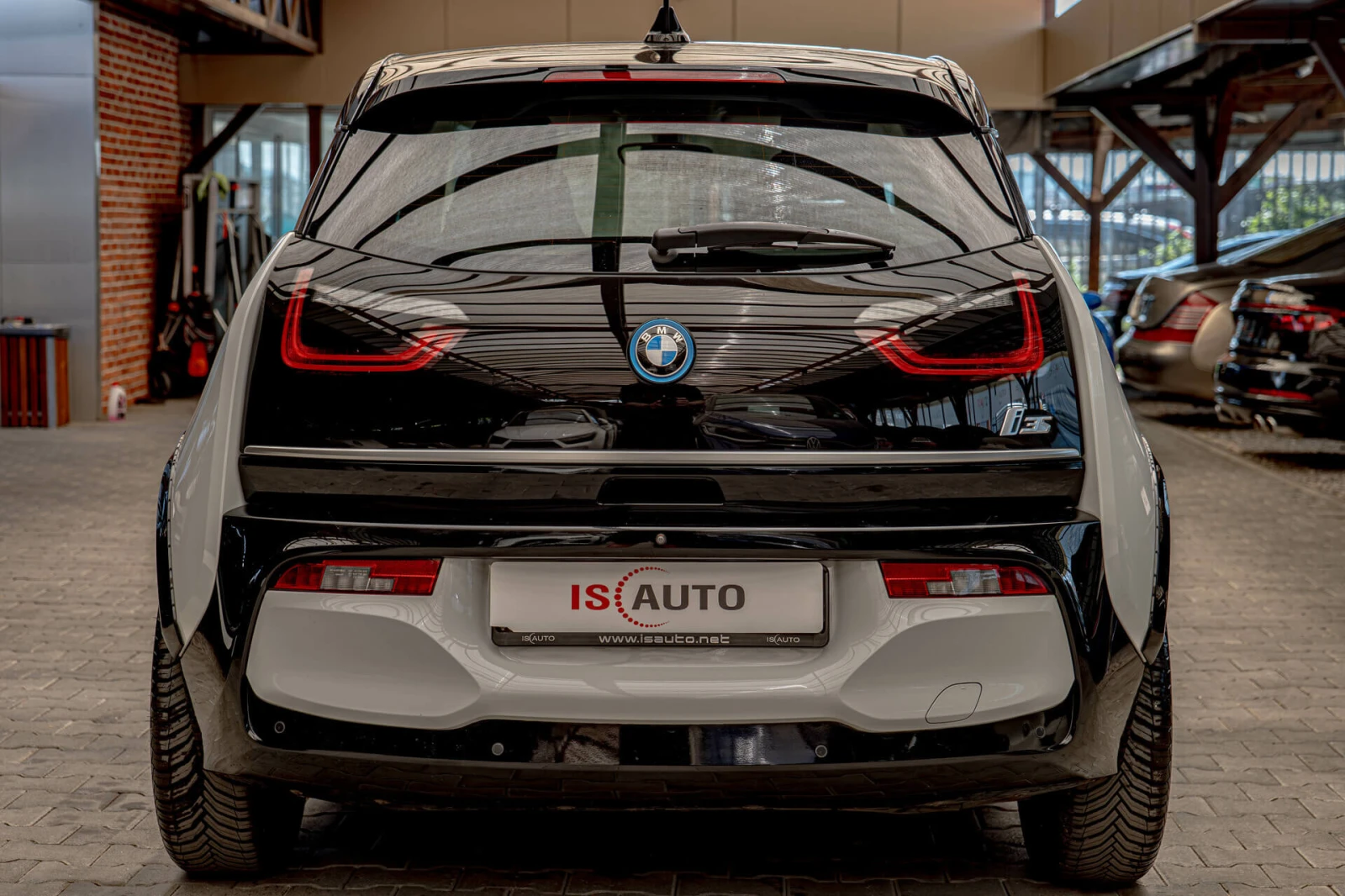 BMW i3 s 120ah/Harman Kardon/Подгрев/Камера/FullLed - изображение 4
