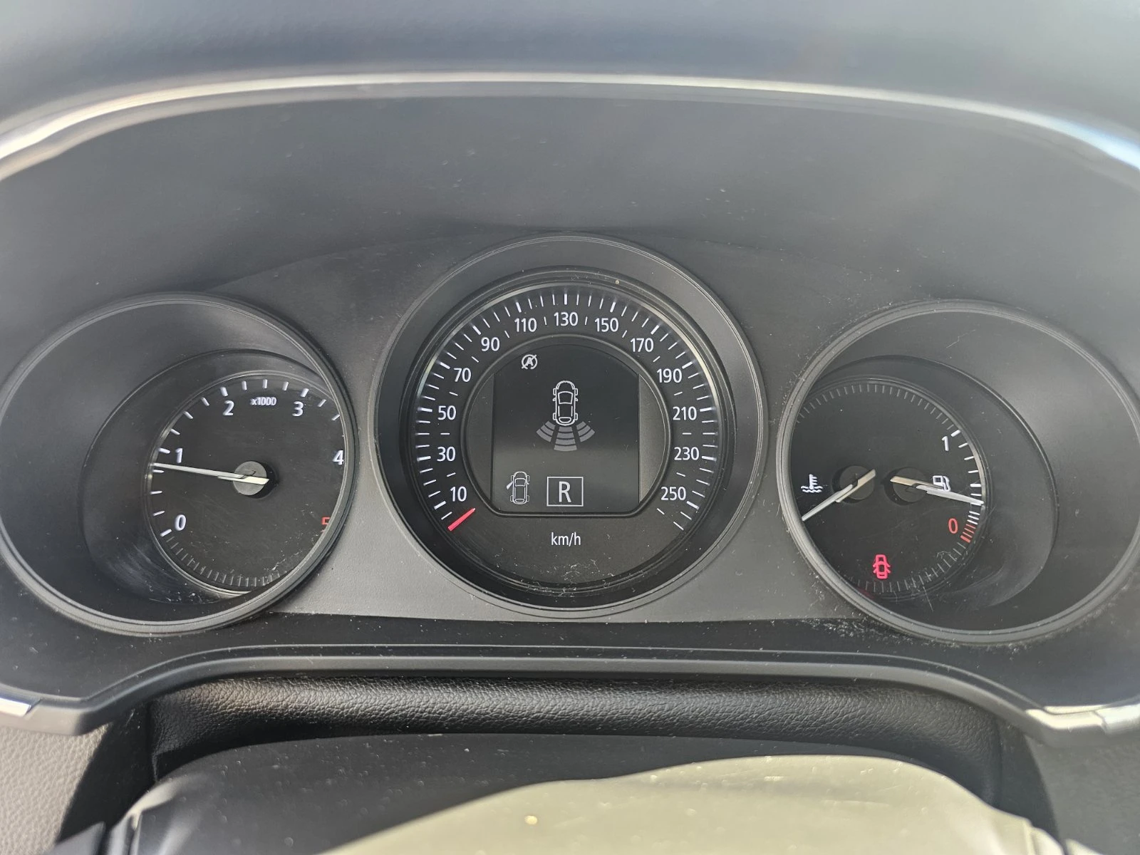 Renault Megane Energy dCi 115 к.с. дизел Stop&Start EDC6 - изображение 10