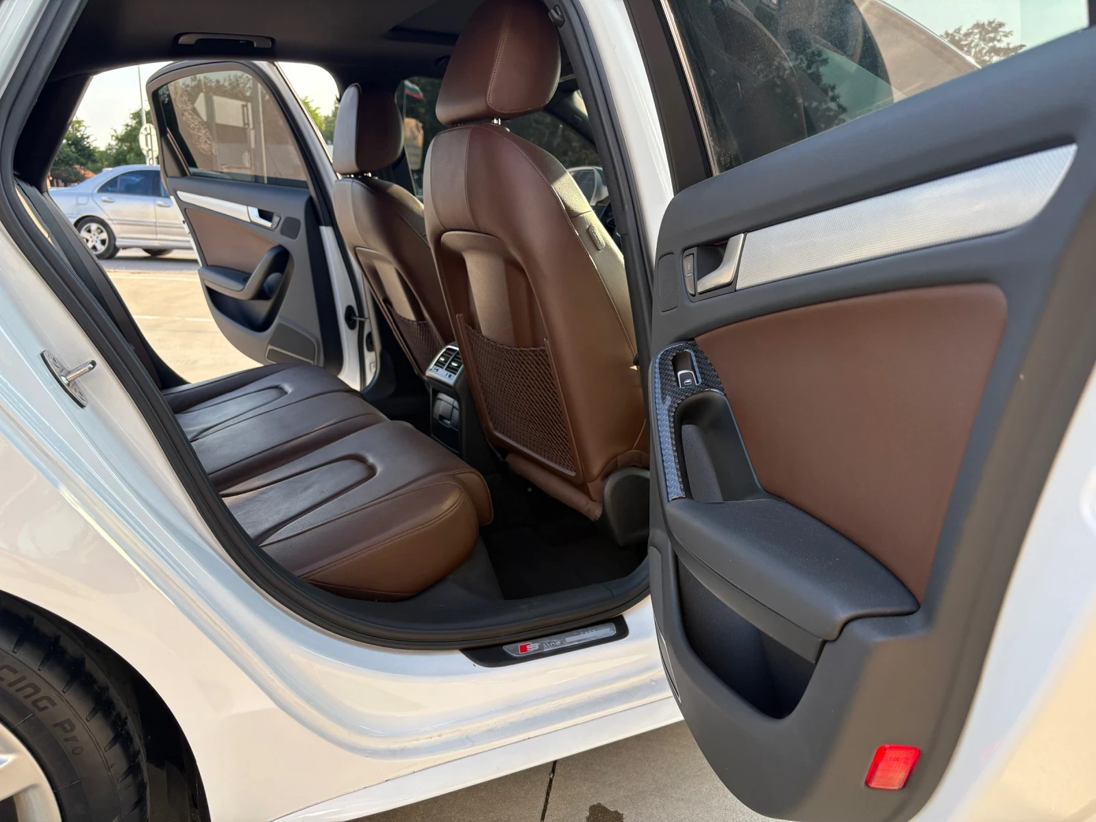 Audi A4 2.0T S-line   | Mobile.bg   16