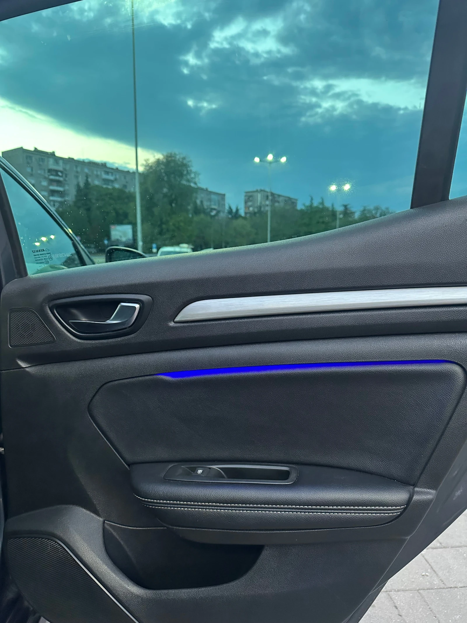 Renault Megane | Mobile.bg   13