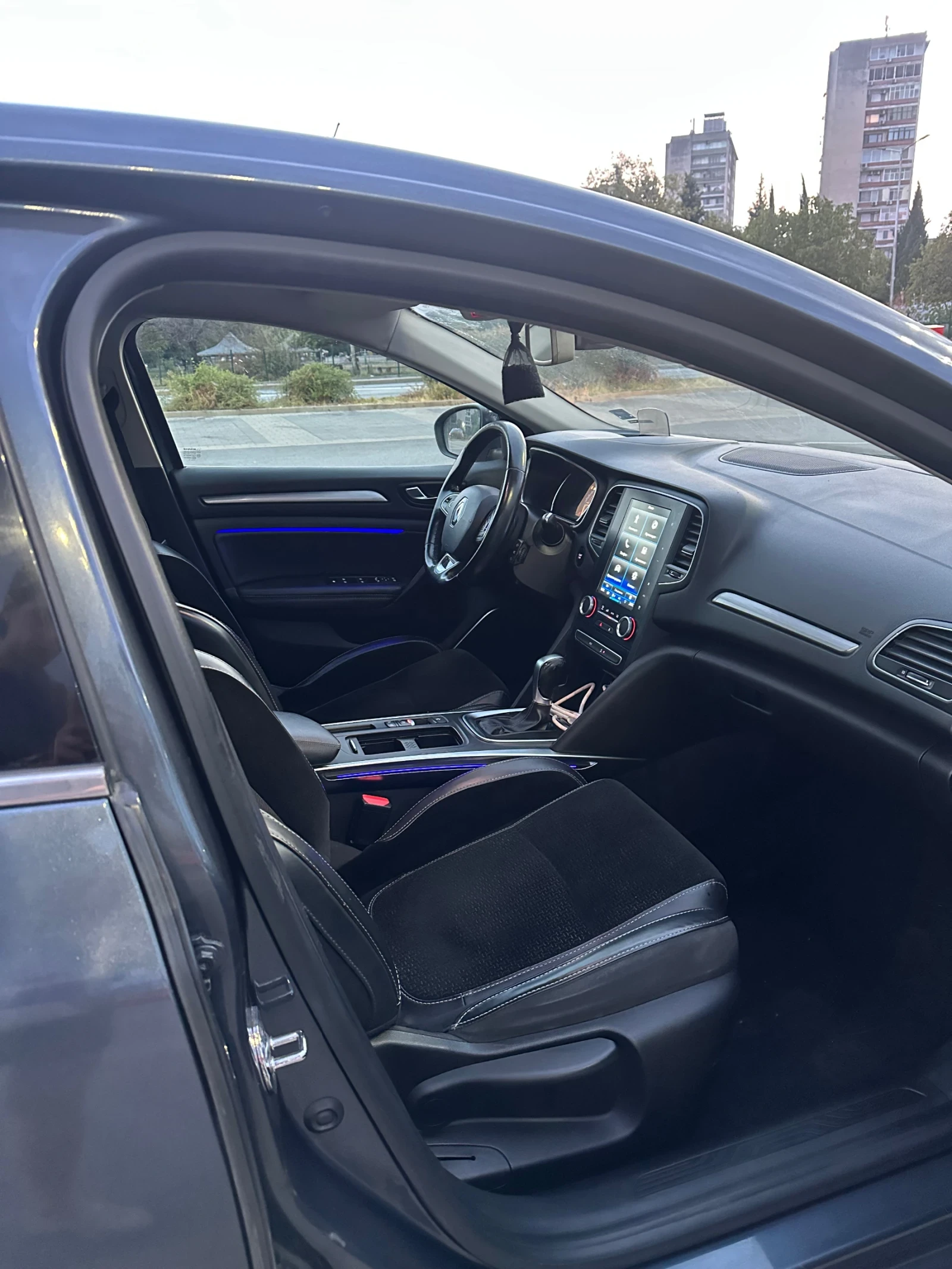 Renault Megane  - изображение 9
