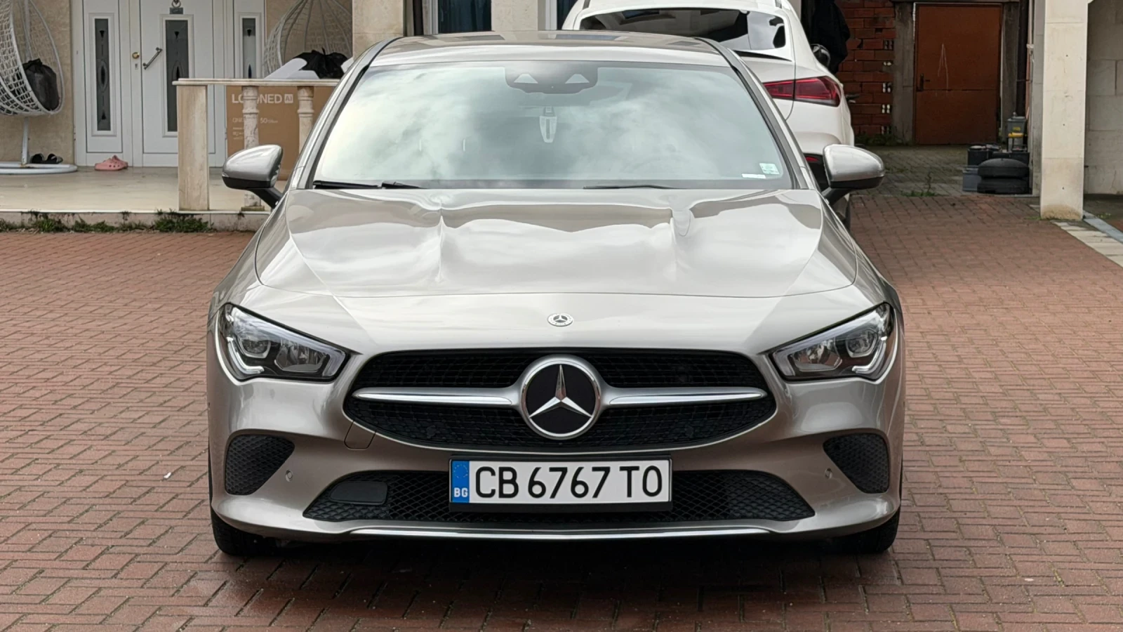 Mercedes-Benz CLA 180 AMG LINE* AMBIENT* SPORTBACK* TOP, снимка 3 - Автомобили и джипове - 54168568