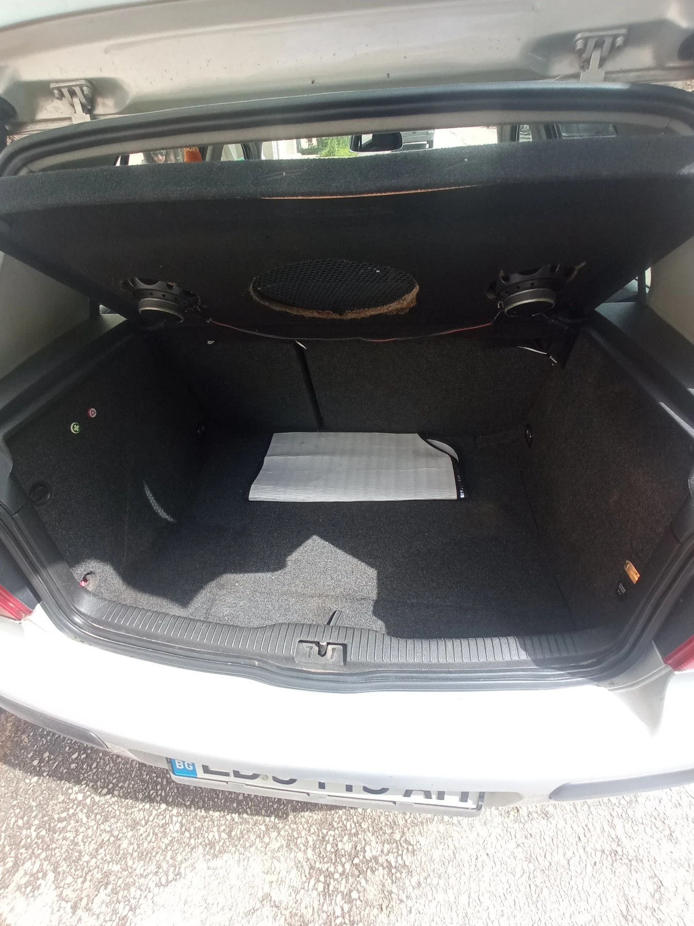 VW Golf 1, 4 i 16v, снимка 14 - Автомобили и джипове - 54477106