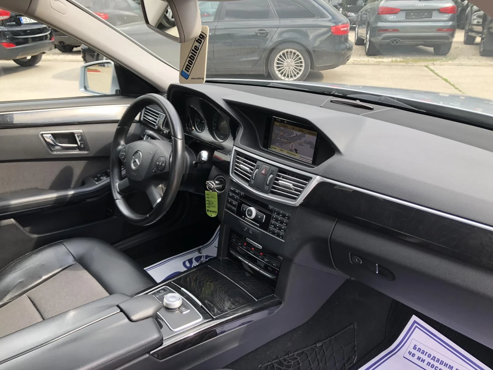 Mercedes-Benz E 300 FACELIFT AVANGARDE LED, снимка 13 - Автомобили и джипове - 54570912