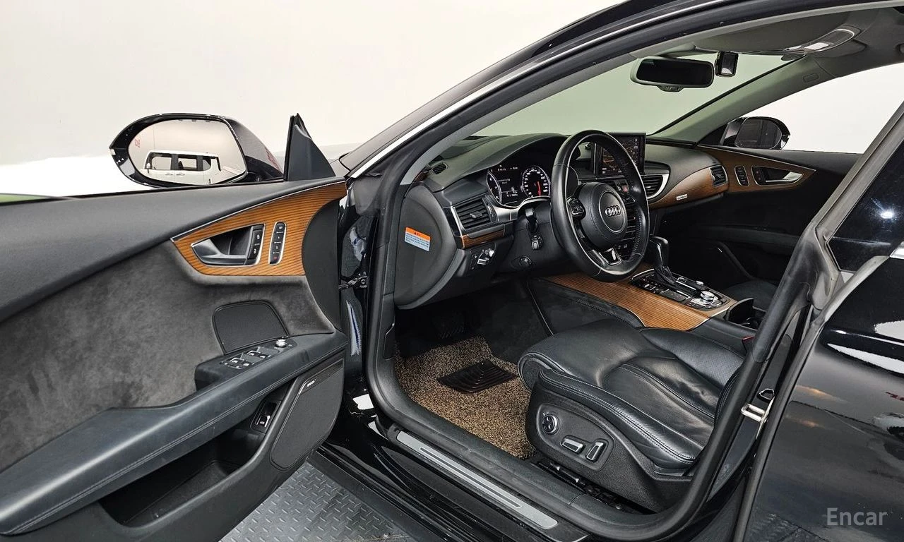 Audi A7 50 TFSI Quattro* BOSE* HEAD-UP* DISTRONIC* , снимка 6 - Автомобили и джипове - 54782247